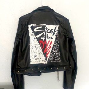 NWT Her Universe Cruella Jacket Size Small